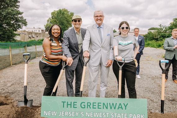 East Coast Greenway East Coast - Cmd4xssvg1a7y0bqdwosa1fr2 2025 Ecg Nj Essex Hudson With Gov Murphy Pc Rich Hundley.one Half 